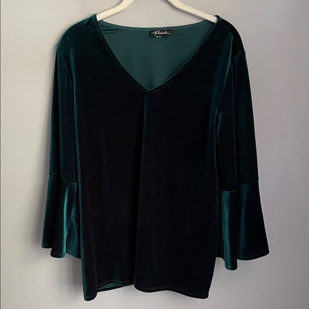 Prelude Green Velvet V-neck Women's Bell Sleeve Top Size Large